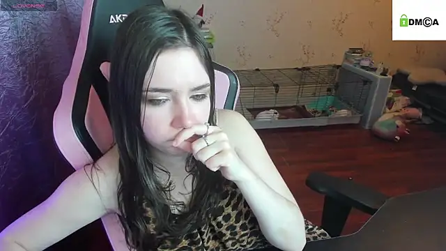 Crazy forest fairy online show from 12/19/25, 08:54