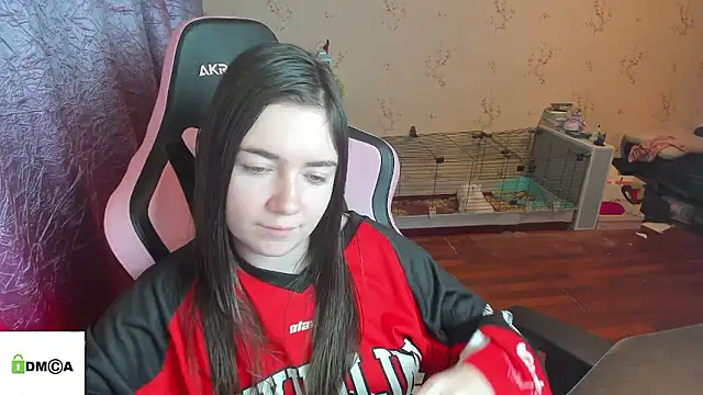 Crazy forest fairy online show from 01/13/26, 04:40