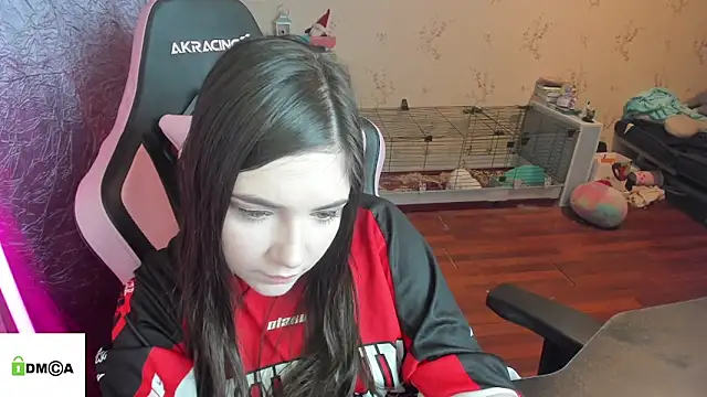 Crazy forest fairy online show from 02/04/26, 03:34