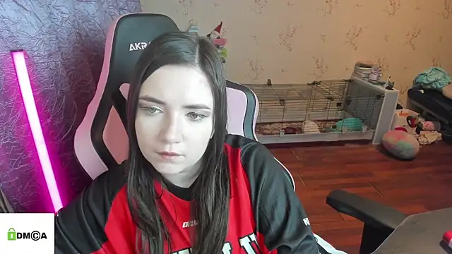 Crazy forest fairy online show from 02/05/26, 01:21