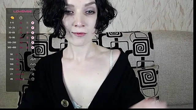 TinaWince online show from 02/02/25, 08:57