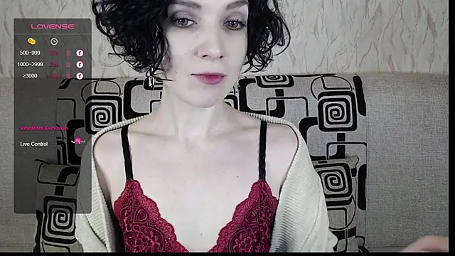 TinaWince online show from 02/08/25, 05:40