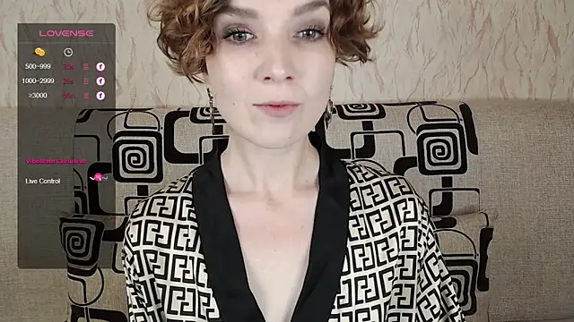 TinaWince online show from 10/02/25, 04:41