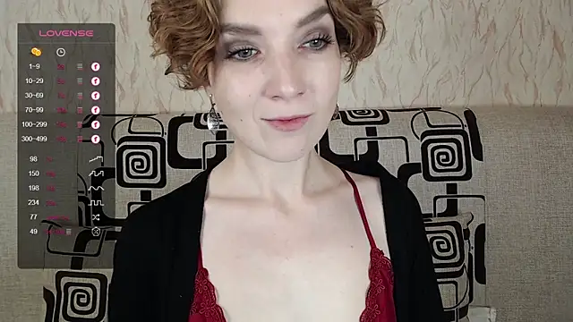 TinaWince online show from 10/10/25, 04:44