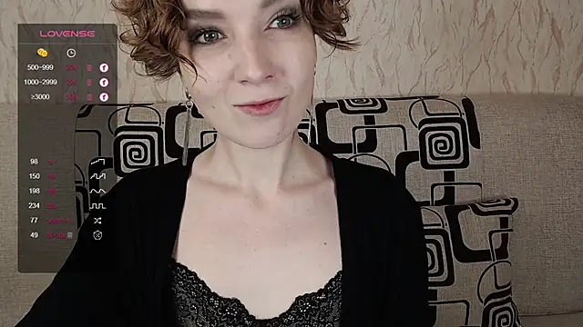 TinaWince online show from 10/18/25, 04:04