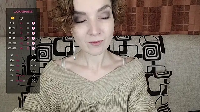 TinaWince online show from 11/01/25, 04:47