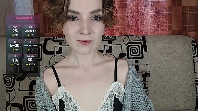 TinaWince online show from 04/10/26, 05:01