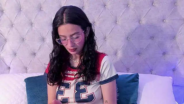 dafne bss online show from 02/15/26, 05:04