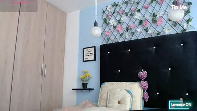 evatits 1 online show from 03/10/25, 12:37