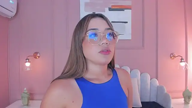 Snapshot of mara_brooks chatting on 12/17/24, 06:20 mara brooks online show from 12/17/24, 06:20