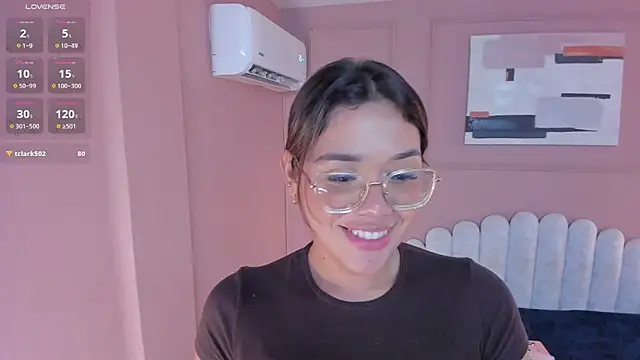 Snapshot of mara_brooks chatting on 03/16/25, 01:38 mara brooks online show from 03/16/25, 01:38