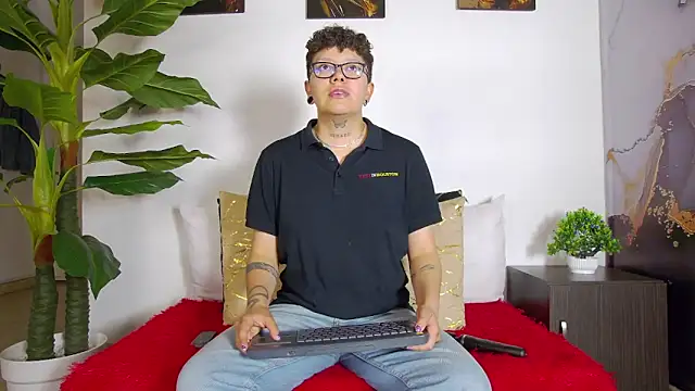 alex noa online show from 02/02/26, 07:34