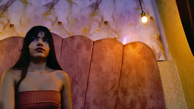 kendalltaylorr online show from 01/08/26, 12:51