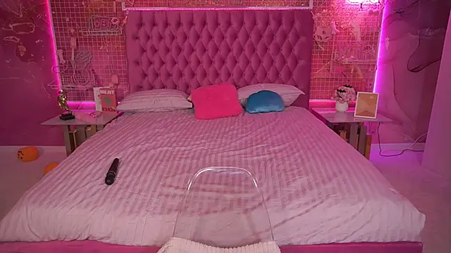 ArianaDarkk online show from 11/05/25, 07:03