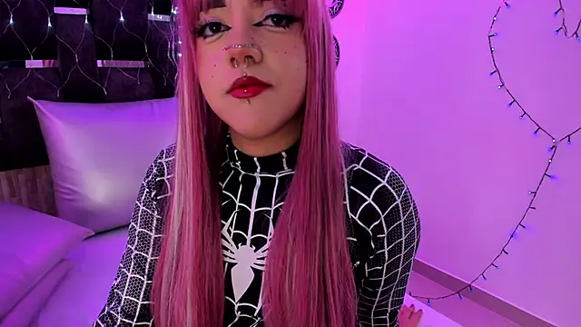 Charlotte Myers online show from 03/18/25, 02:37