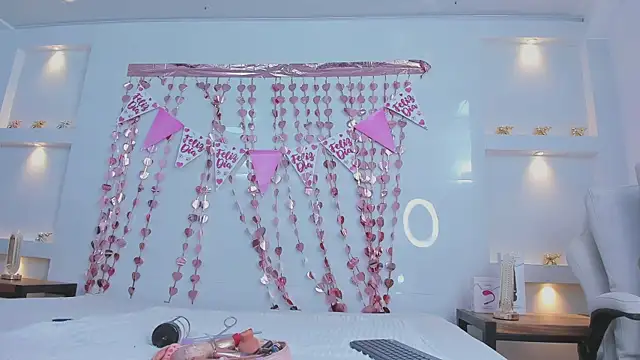 Dalia-Prada online show from 02/10/26, 03:54