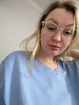 Teya moon  online show from 02/07/25, 09:47
