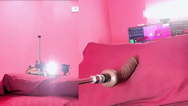 Criistal Thompson online show from 02/10/25, 08:00