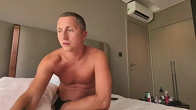 Vorvik1 online show from 03/31/26, 04:35