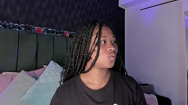 Anneth  M online show from 12/28/24, 07:54