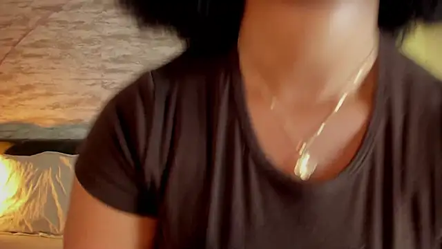 Anneth  M online show from 10/06/25, 07:33