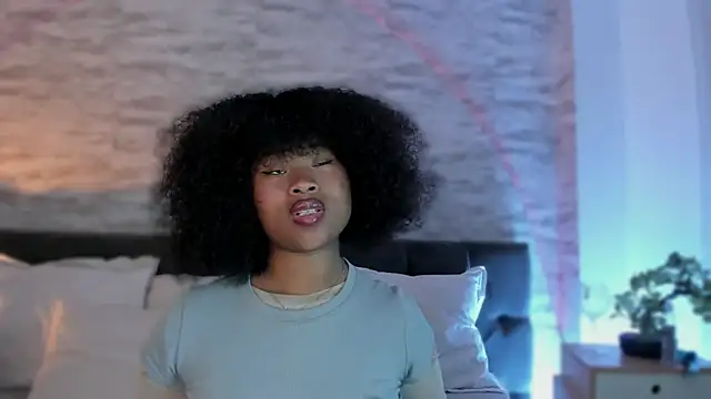 Anneth  M online show from 10/17/25, 08:00