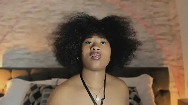 Anneth  M online show from 11/11/25, 07:36