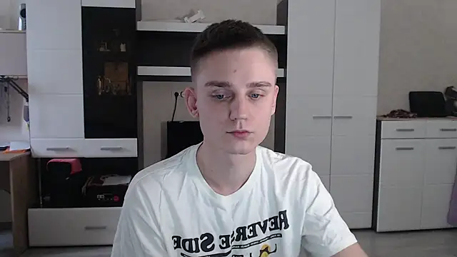 angryzan online show from 01/20/25, 10:40