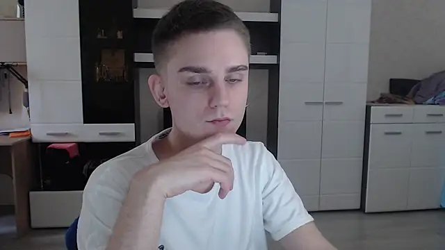 angryzan online show from 01/31/25, 07:50