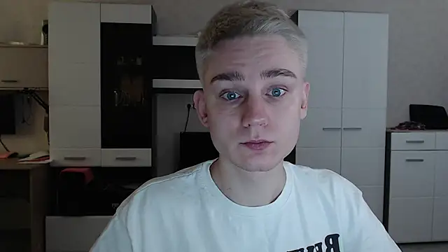 angryzan online show from 02/17/25, 04:53