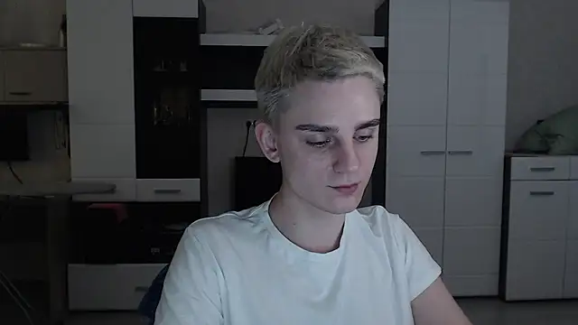 angryzan online show from 03/05/25, 10:22