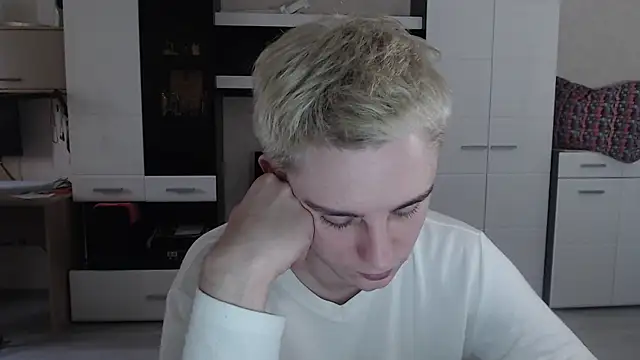 angryzan online show from 03/13/25, 08:37