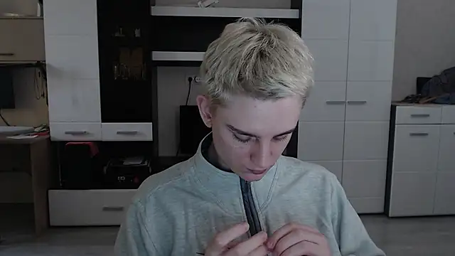 angryzan online show from 03/14/25, 07:37