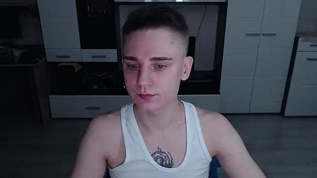 angryzan online show from 10/22/25, 04:35