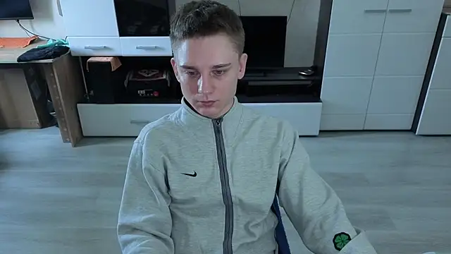 angryzan online show from 11/12/25, 06:25