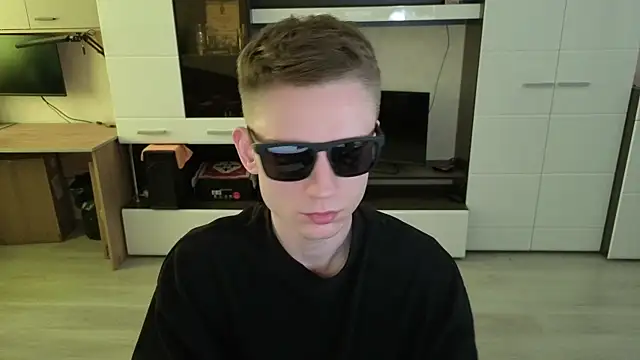 Snapshot of angryzan chatting on 05/12/26, 05:04 angryzan online show from 05/12/26, 05:04