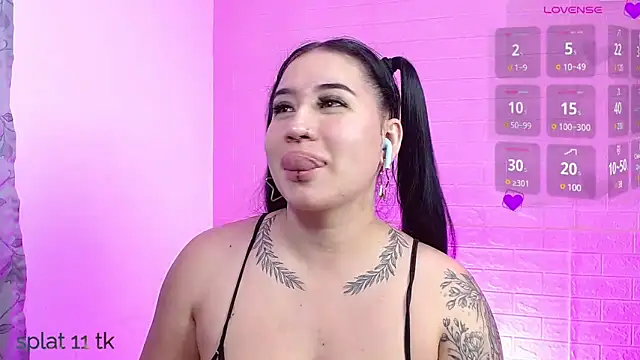  hooly online show from 02/06/25, 03:09