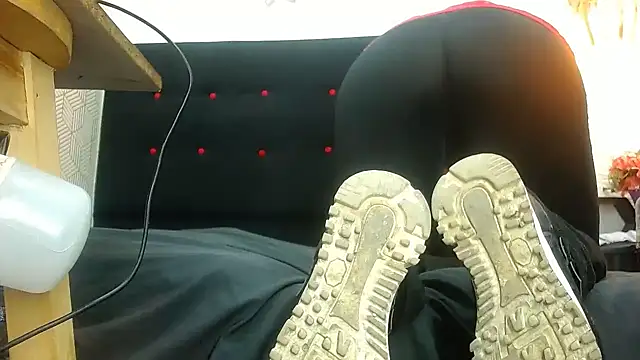 Snapshot of hairy_pussywet chatting on 12/09/24, 10:09 hairy pussywet online show from 12/09/24, 10:09