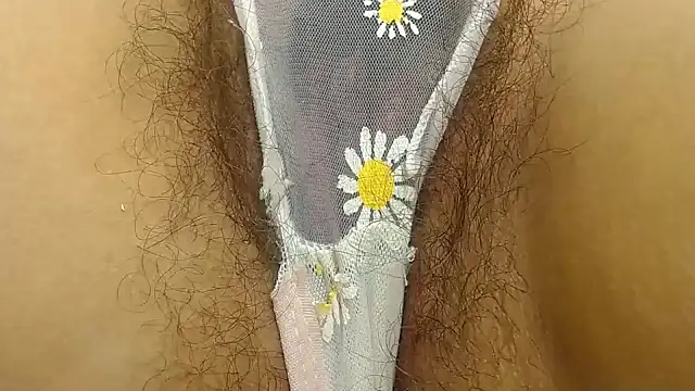 Snapshot of hairy_pussywet chatting on 01/03/25, 08:32 hairy pussywet online show from 01/03/25, 08:32