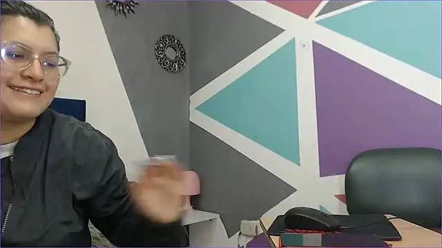 Snapshot of hairy_pussywet chatting on 01/17/25, 07:16 hairy pussywet online show from 01/17/25, 07:16