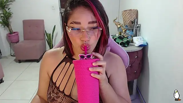 littleangel1 m online show from 12/03/24, 11:02