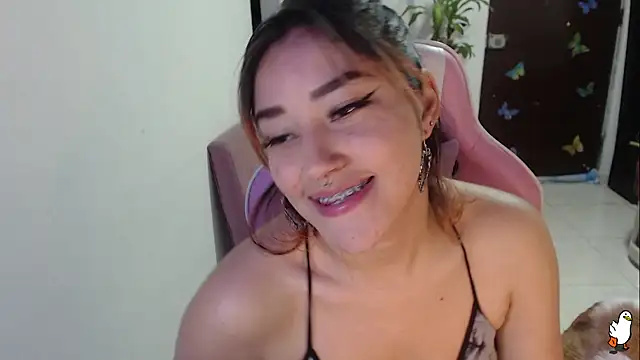 littleangel1 m online show from 10/20/25, 10:10