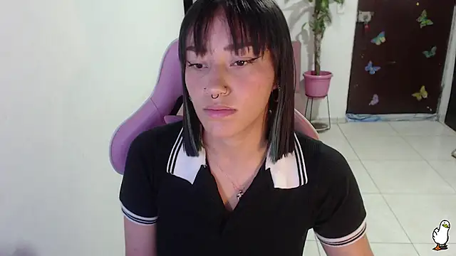 Snapshot of littleangel1_m chatting on 04/23/26, 08:44 littleangel1 m online show from 04/23/26, 08:44