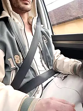 Zeefy online show from 02/02/25, 08:57