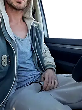 Zeefy online show from 03/19/25, 07:51