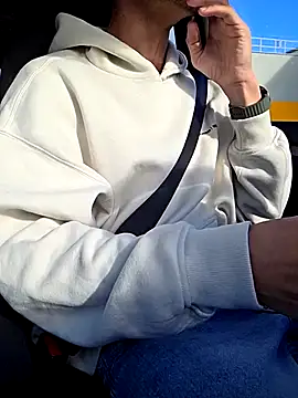 Zeefy online show from 10/13/25, 08:14