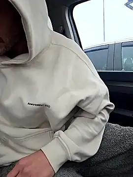 Zeefy online show from 02/16/26, 09:05