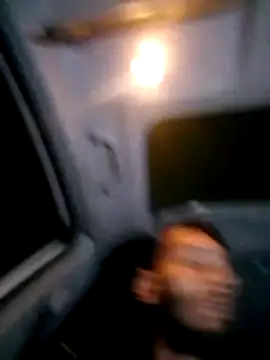 jhon01000 online show from 04/20/26, 05:21