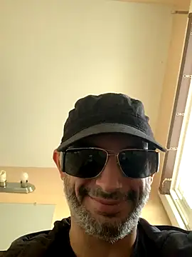 hailzeffn online show from 10/17/25, 03:25