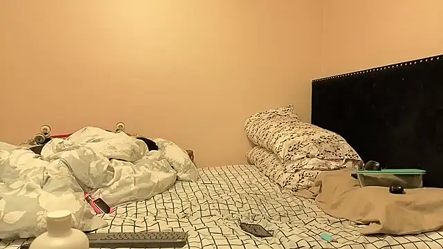 hailzeffn online show from 10/24/25, 07:27